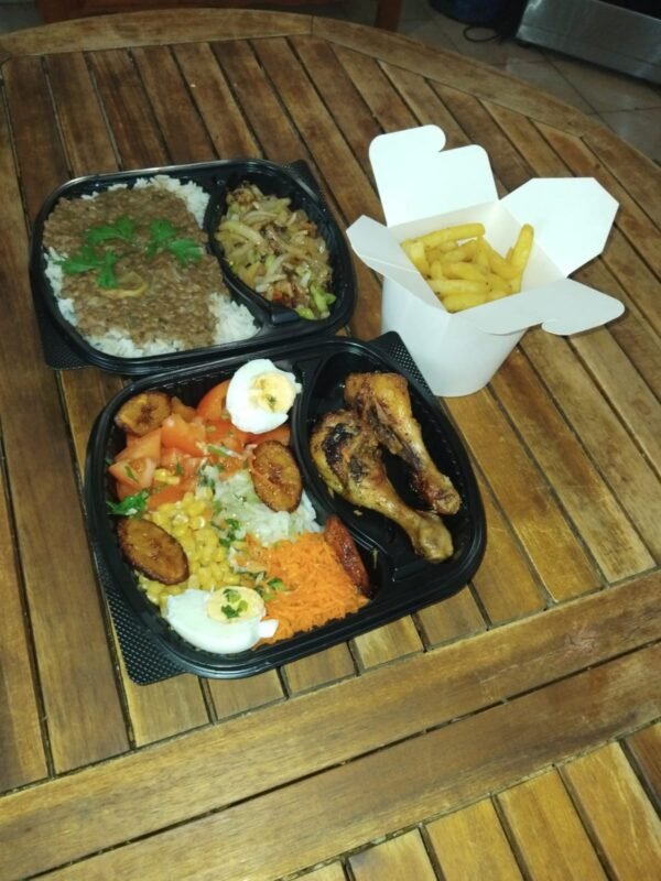 Riz lentilles consommer poisson frite dorade 10€ marlin 12€ Poulet grillé salade complet